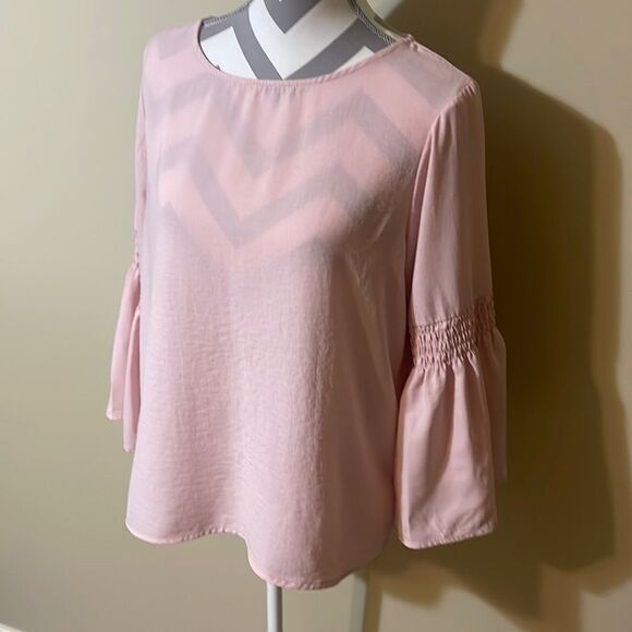 Spense Tops - SPENSE Pink Blouse with Bell Sleeves Size Large